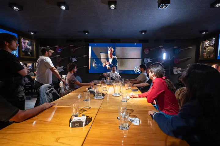 Cena con alumnos en Rock & Fellers — 4